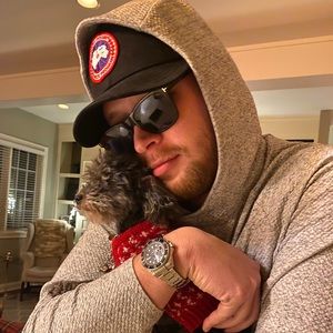 Meet your Posher, Corey